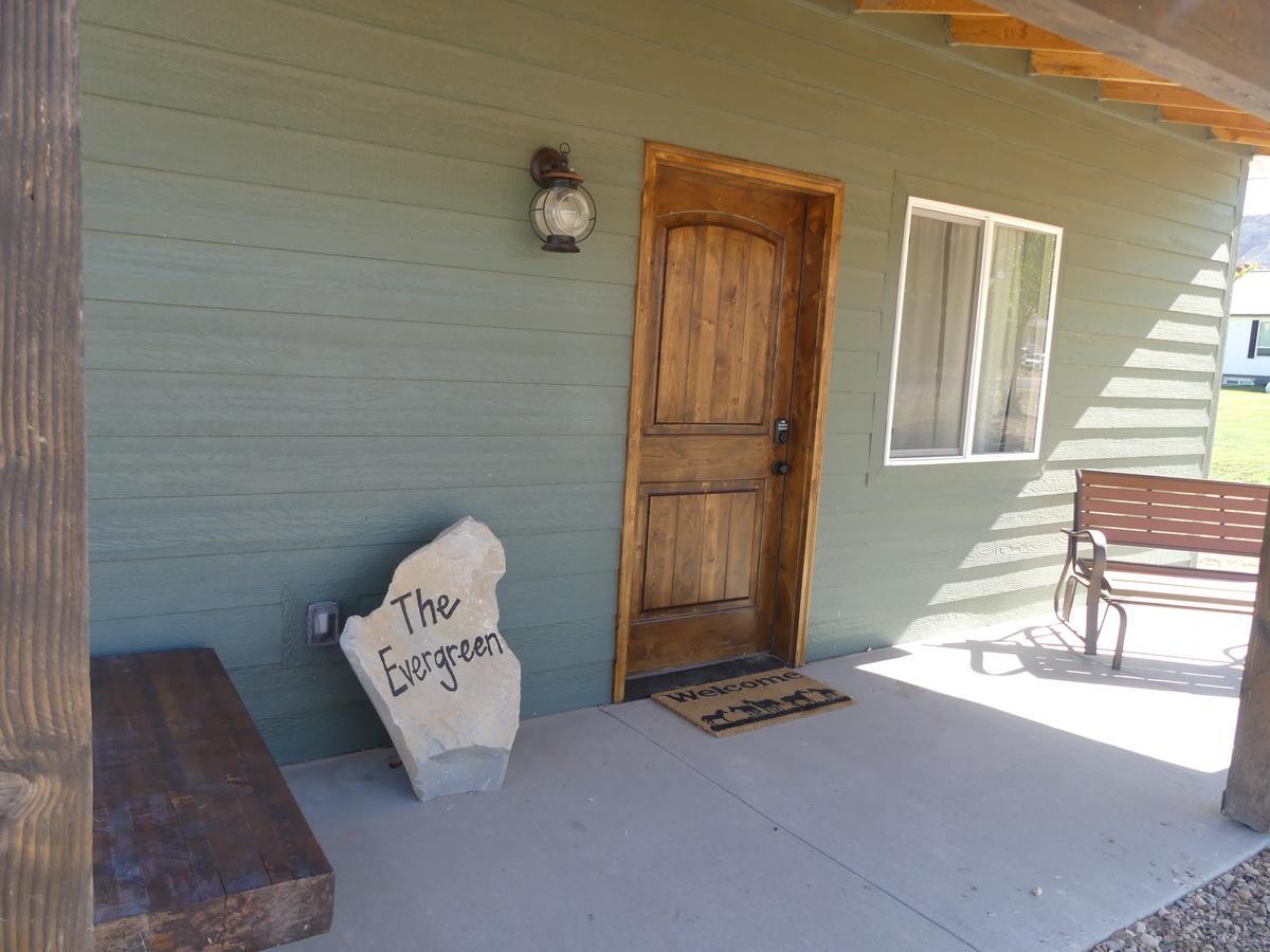 Private, Charming Cabin - Sleeps 5 - The Evergreen - Bryce Canyon National Park Cannonville Eksteriør billede